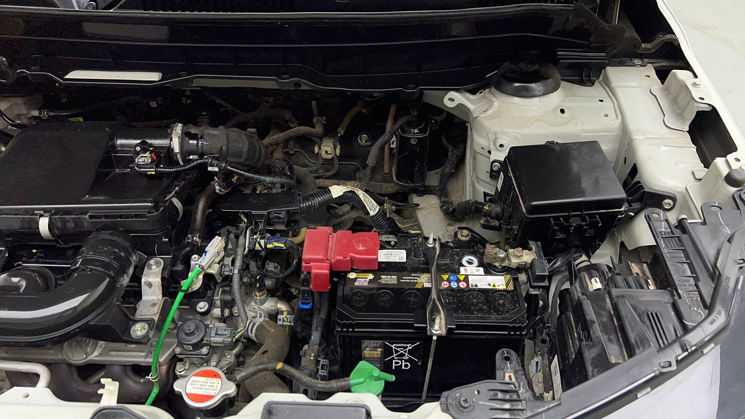 Used 2022 Maruti Suzuki Brezza ZXi Petrol Manual engine ENGINE LEFT SIDE VIEW