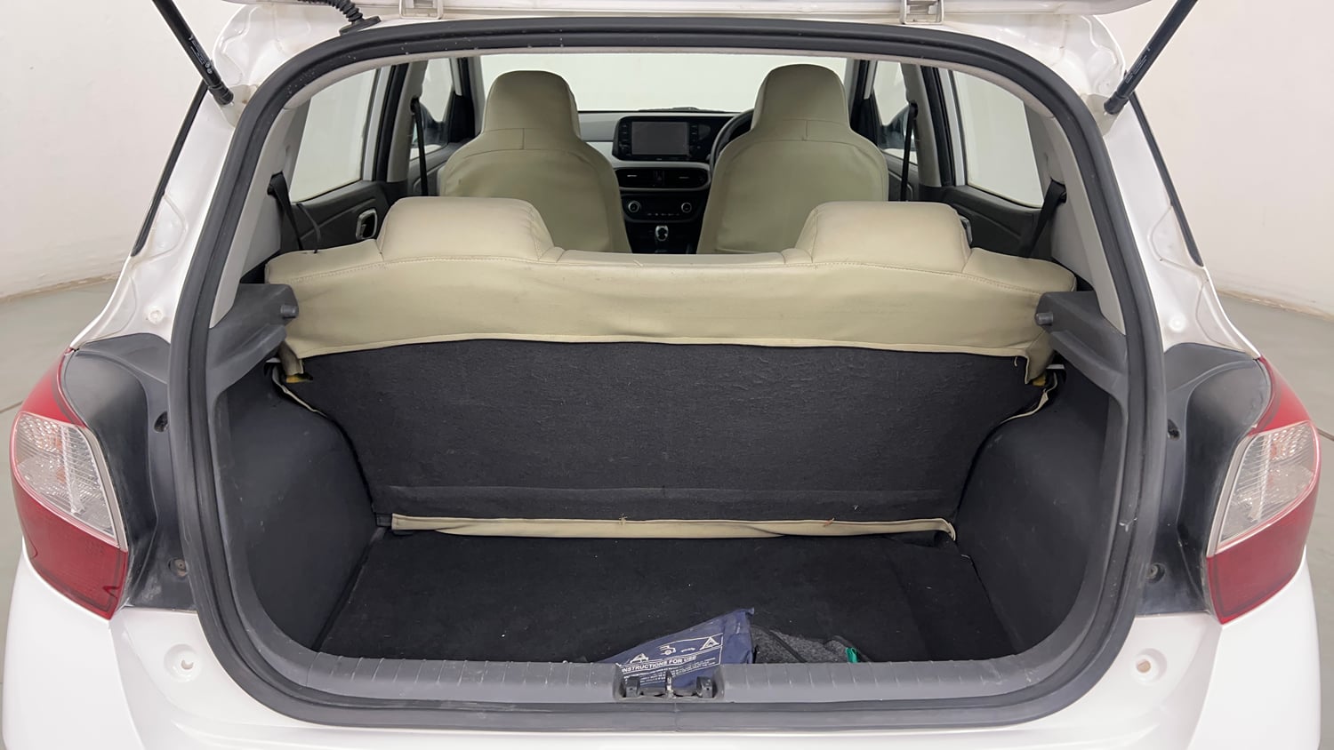 Used 2020 Hyundai Grand i10 Nios Sportz AMT 1.2 Kappa VTVT Petrol Automatic interior DICKY INSIDE VIEW