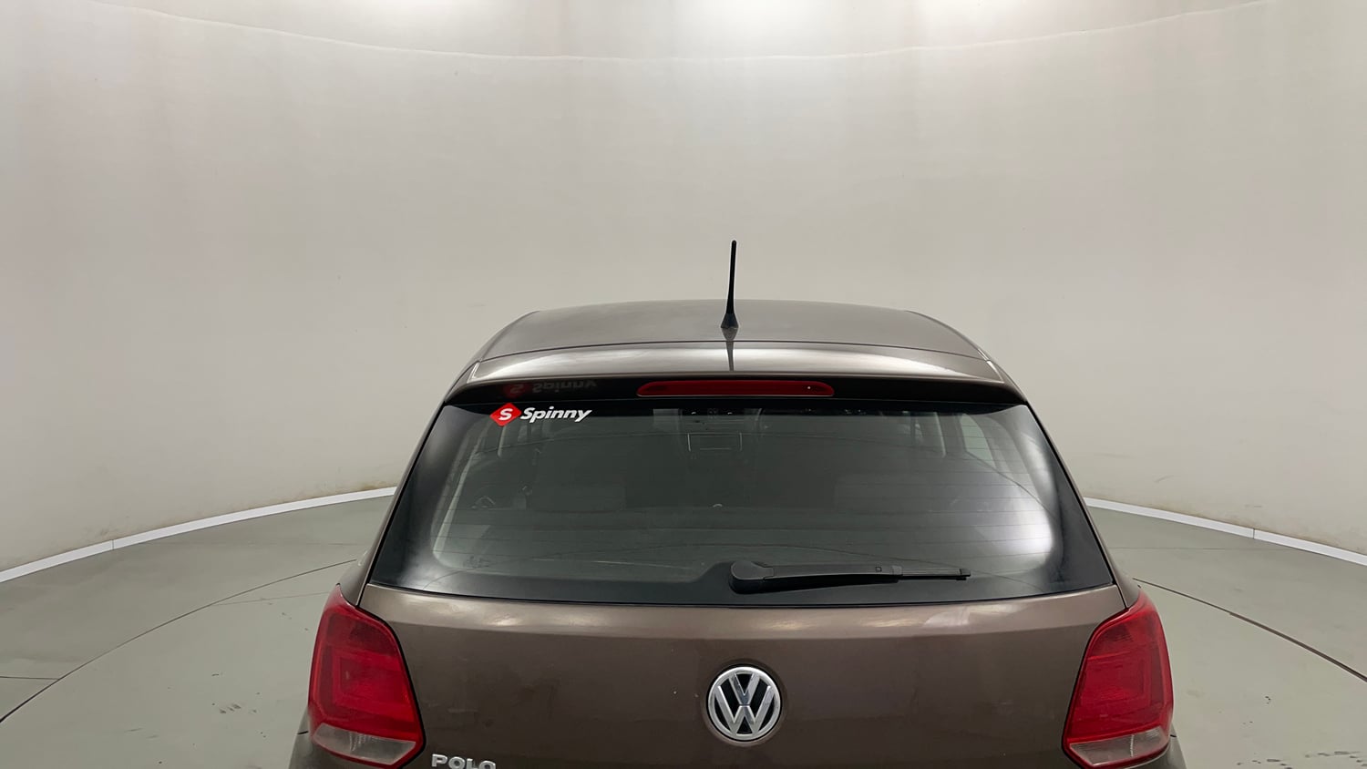 Used 2016 Volkswagen Polo Comfortline 1.2L (P) Petrol Manual exterior BACK WINDSHIELD VIEW