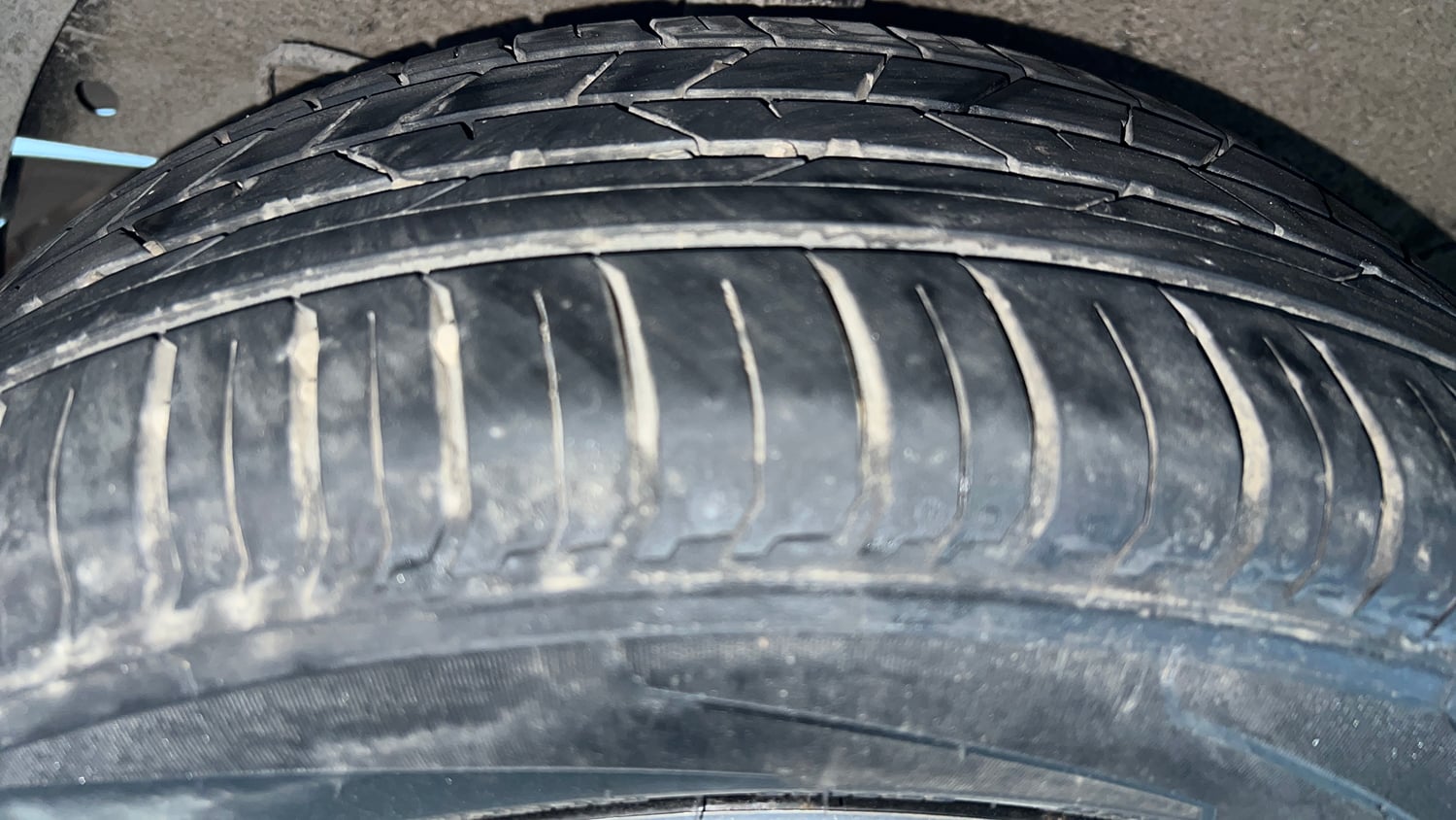 Used 2024 Hyundai New i20 Sportz 1.2 MT Petrol Manual tyres RIGHT REAR TYRE TREAD VIEW
