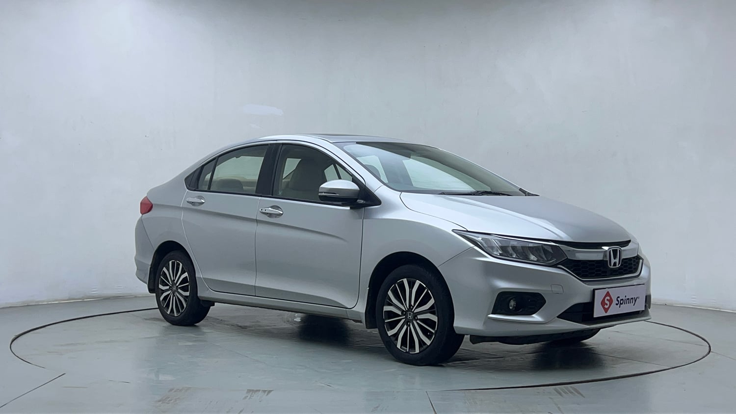 Used 2017 Honda City VX CVT Petrol Petrol Automatic exterior RIGHT FRONT CORNER VIEW