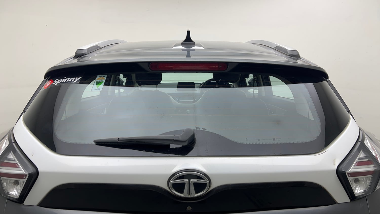 Used 2022 Tata Nexon XZA Plus (S) Petrol Automatic exterior BACK WINDSHIELD VIEW