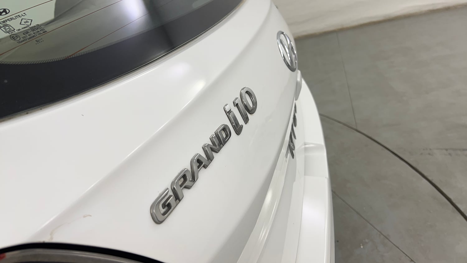 Used 2020 Hyundai Grand i10 Nios Sportz AMT 1.2 Kappa VTVT Petrol Automatic dents MINOR SCRATCH