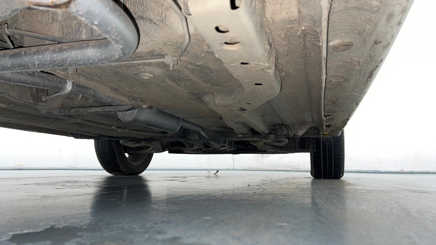 Used 2020 Tata Tiago XZ Plus Petrol Manual extra REAR RIGHT UNDERBODY VIEW
