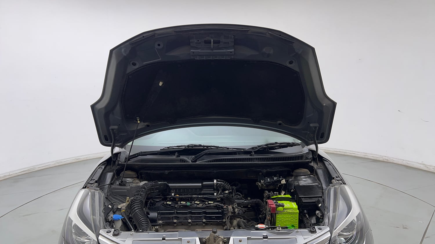 Used 2019 Maruti Suzuki Baleno Alpha Automatic Petrol Automatic engine ENGINE & BONNET OPEN FRONT VIEW