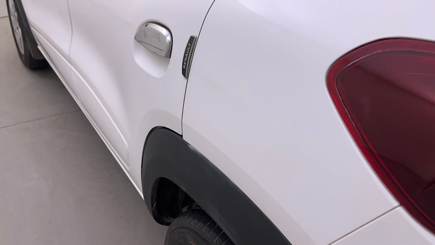 Used 2022 Renault Kwid RXL (O) 0.8 Petrol Manual dents MINOR SCRATCH