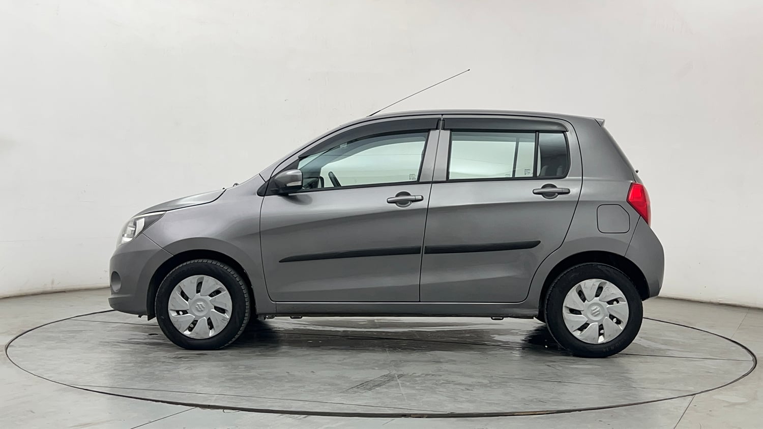 Used 2017 Maruti Suzuki Celerio ZXI (O) AMT Petrol Automatic exterior LEFT SIDE VIEW
