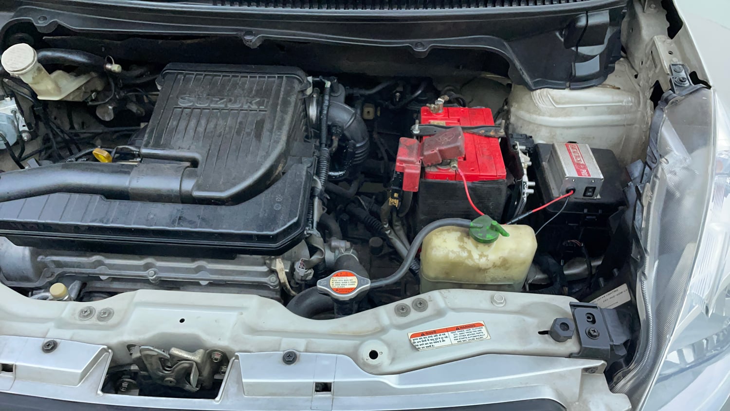 Used 2014 Maruti Suzuki Ertiga ZXi Petrol Manual engine ENGINE LEFT SIDE VIEW