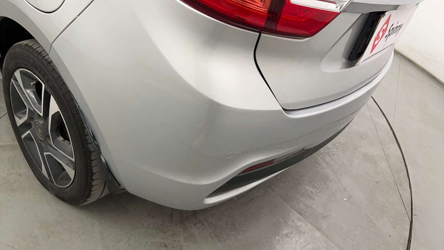 Used 2018 Tata Tigor Revotron XZ (O) Petrol Manual dents MINOR SCRATCH