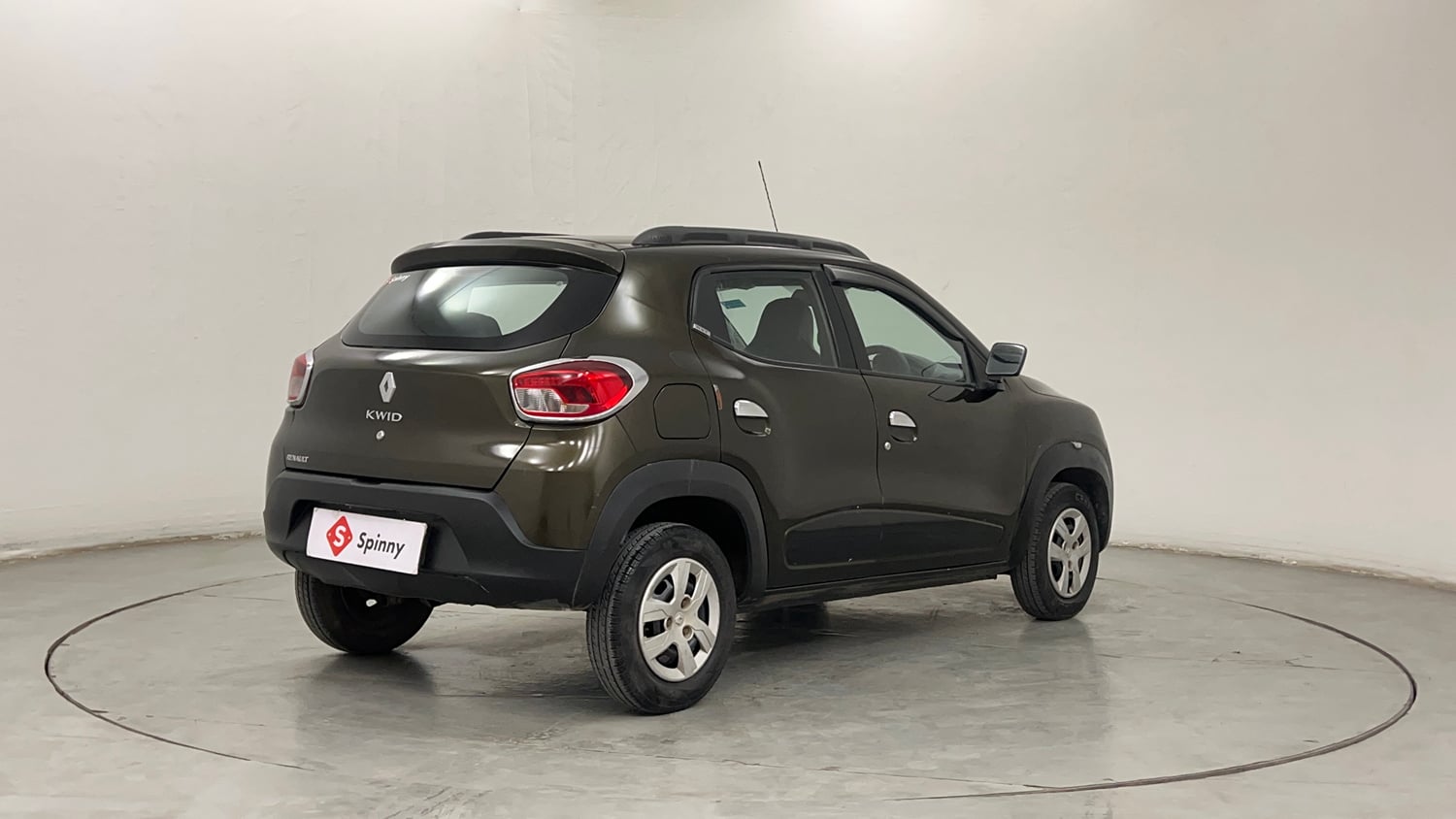Used 2016 Renault Kwid RXT Petrol Manual exterior RIGHT REAR CORNER VIEW