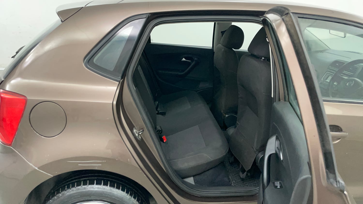 Used 2016 Volkswagen Polo Comfortline 1.2L (P) Petrol Manual interior RIGHT SIDE REAR DOOR CABIN VIEW