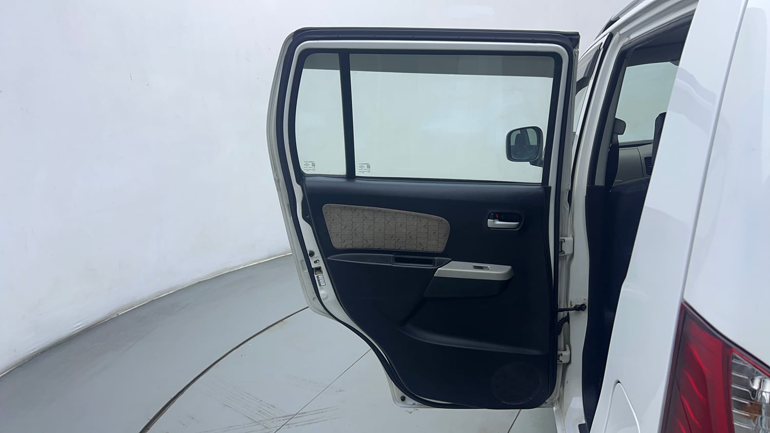 Used 2014 Maruti Suzuki Wagon R VXI Petrol Manual interior LEFT REAR DOOR OPEN VIEW