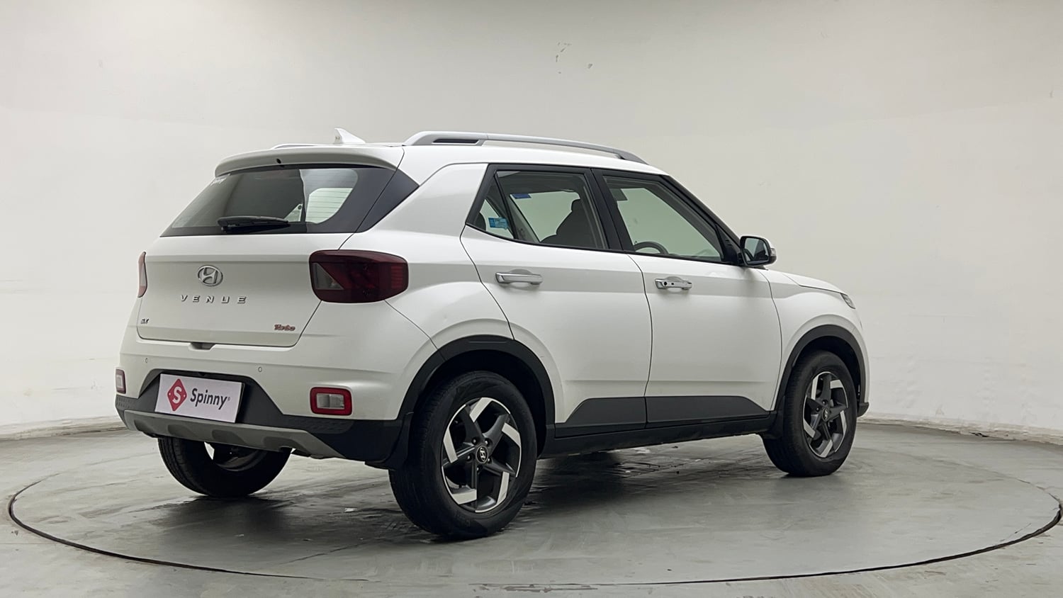 Used 2021 Hyundai Venue SX (O) 1.0 Turbo Petrol Manual exterior RIGHT REAR CORNER VIEW