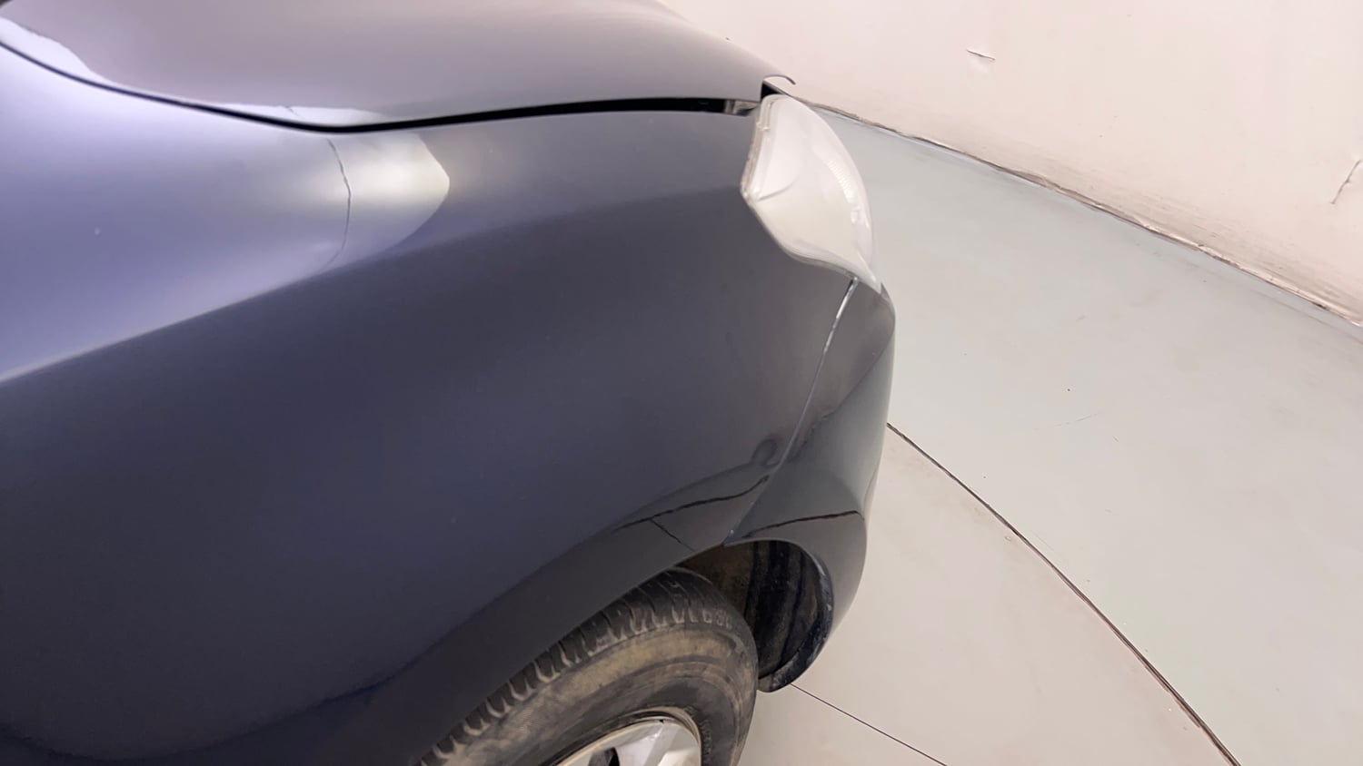 Used 2019 Maruti Suzuki Swift VXi AMT Petrol Automatic dents MINOR DENT
