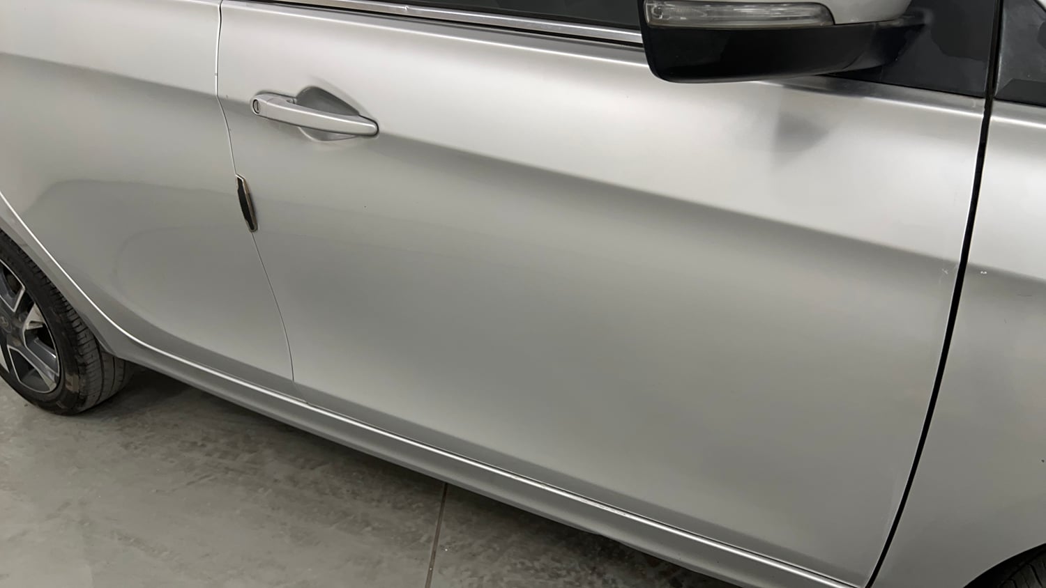 Used 2018 Tata Tigor Revotron XZ (O) Petrol Manual dents MINOR SCRATCH