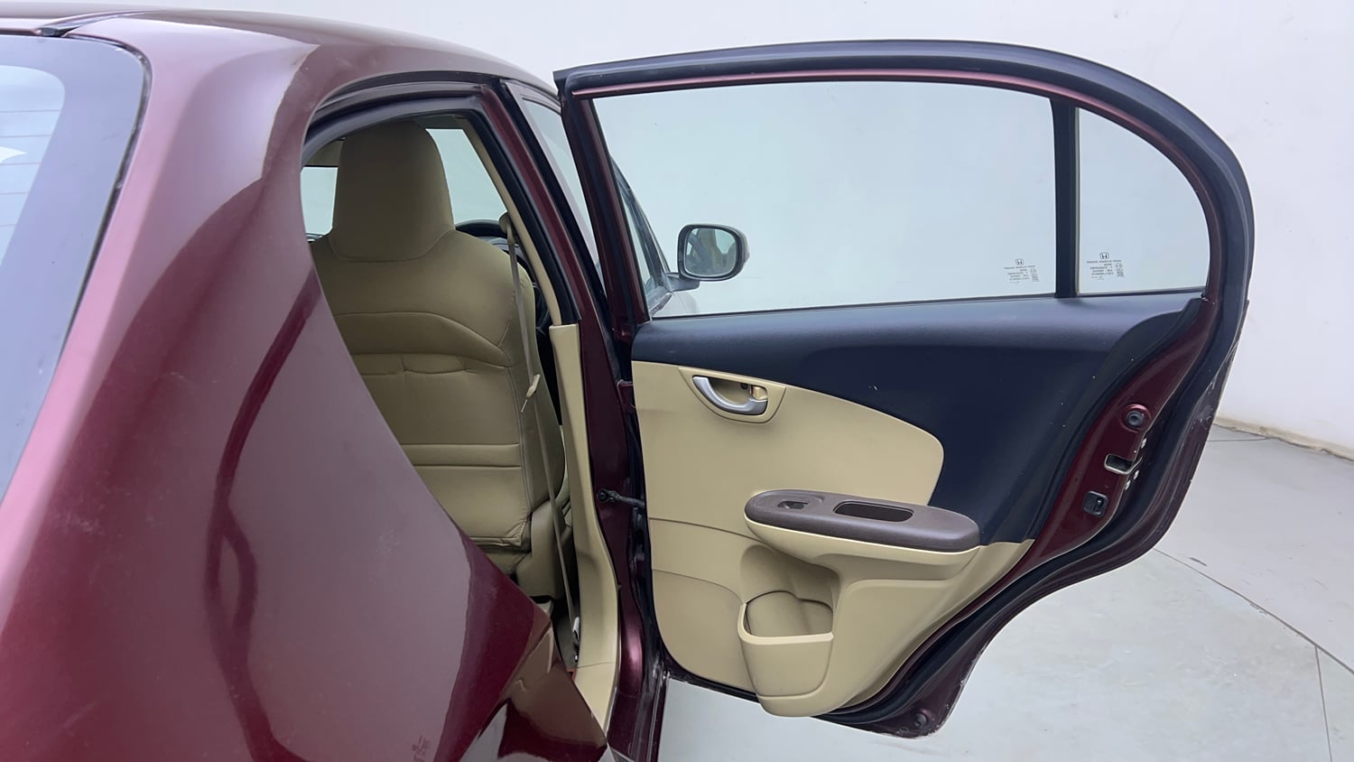 Used 2013 Honda Amaze 1.2 VX i-VTEC Petrol Manual interior RIGHT REAR DOOR OPEN VIEW