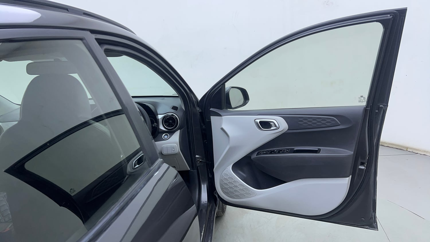 Used 2022 Hyundai Grand i10 Nios Asta 1.2 Kappa VTVT Petrol Manual interior RIGHT FRONT DOOR OPEN VIEW