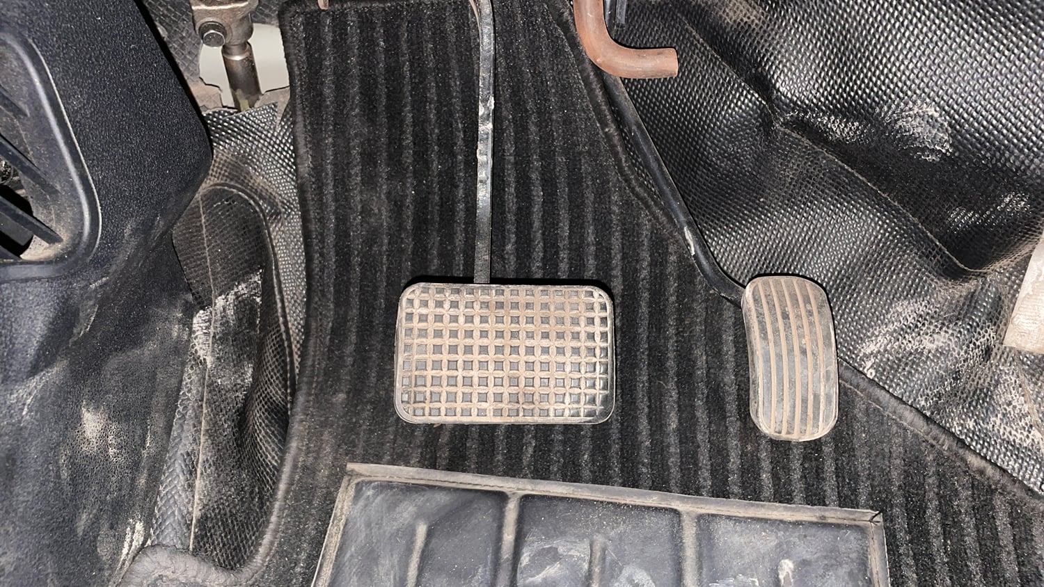 Used 2019 Tata Tigor Revotron XZA+ Petrol Automatic interior PEDALS VIEW