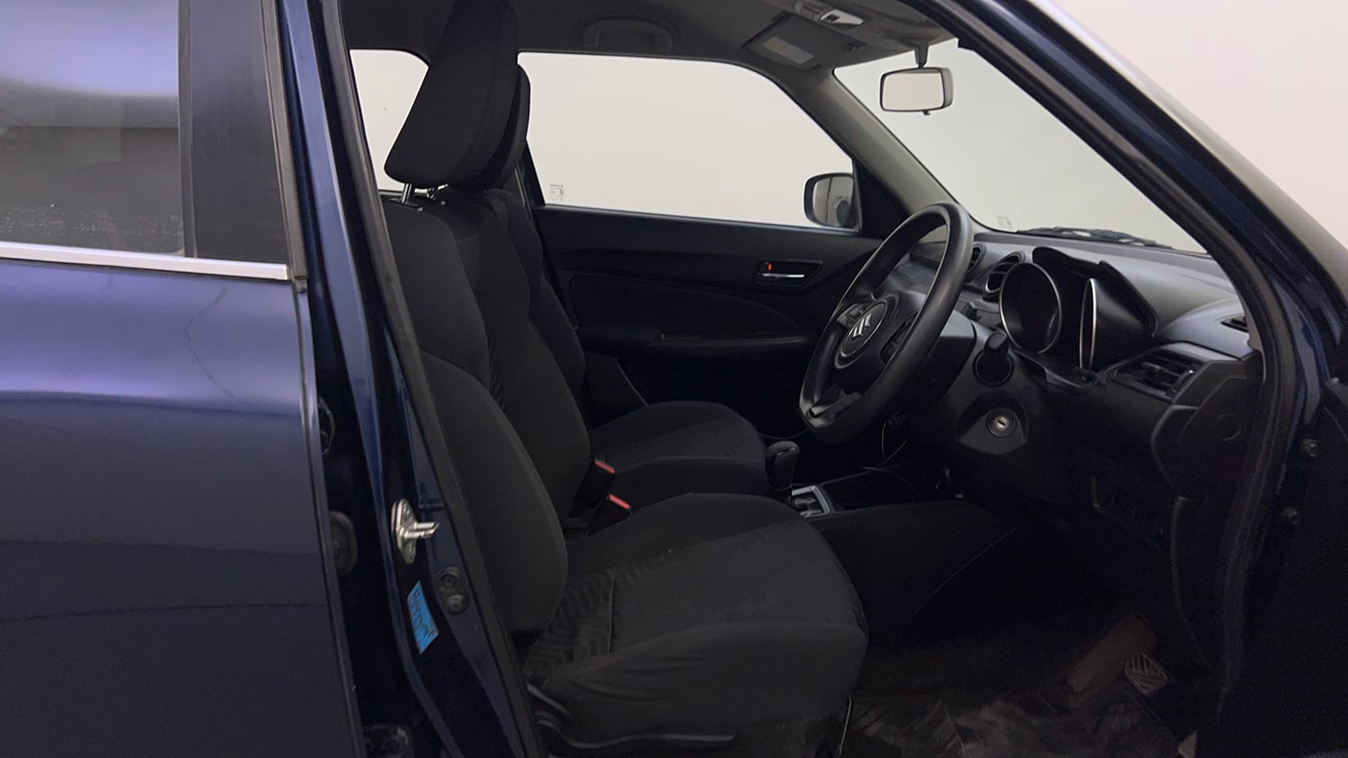 Used 2019 Maruti Suzuki Swift VXi AMT Petrol Automatic interior RIGHT SIDE FRONT DOOR CABIN VIEW