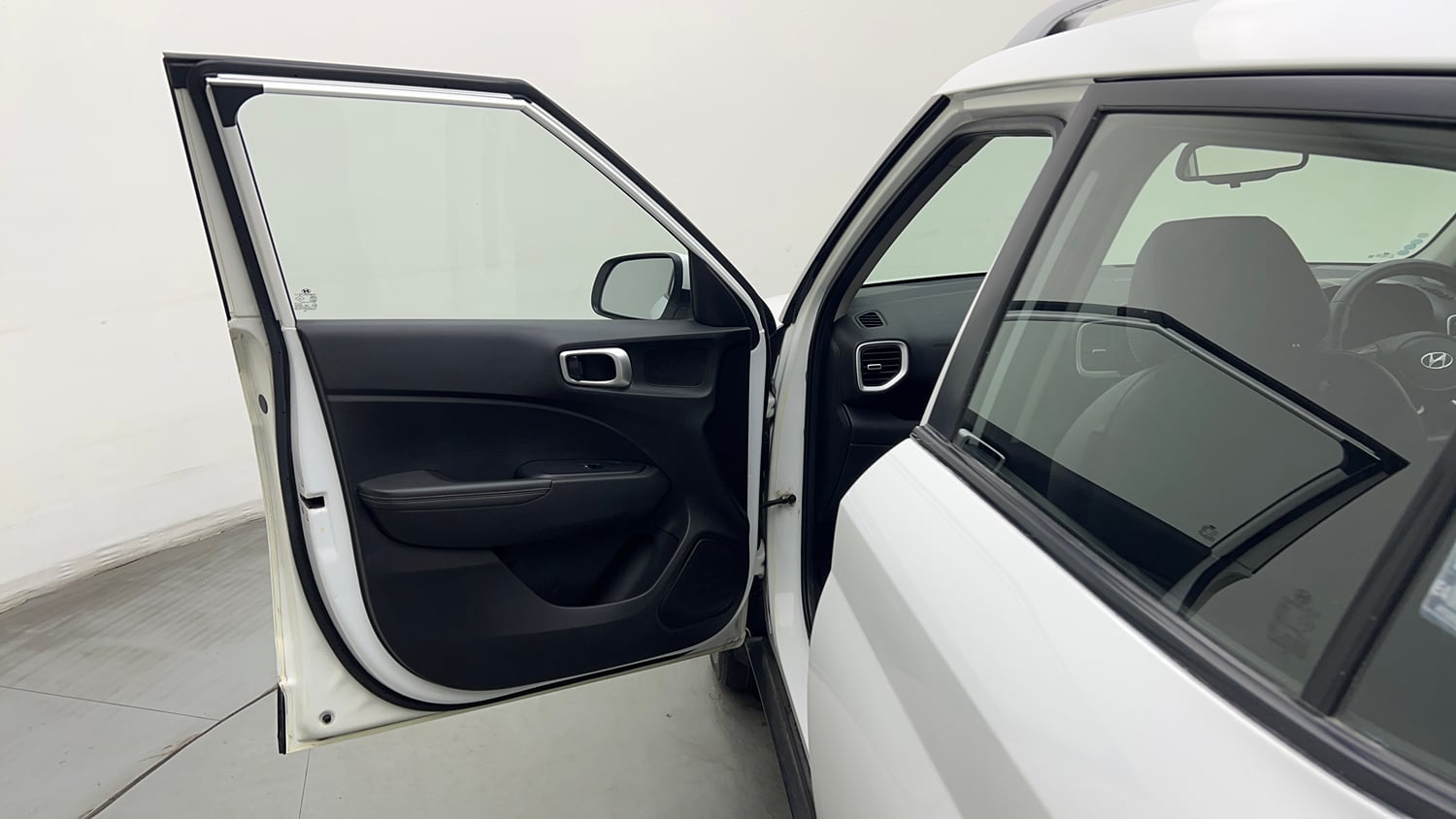 Used 2021 Hyundai Venue SX (O) 1.0 Turbo Petrol Manual interior LEFT FRONT DOOR OPEN VIEW