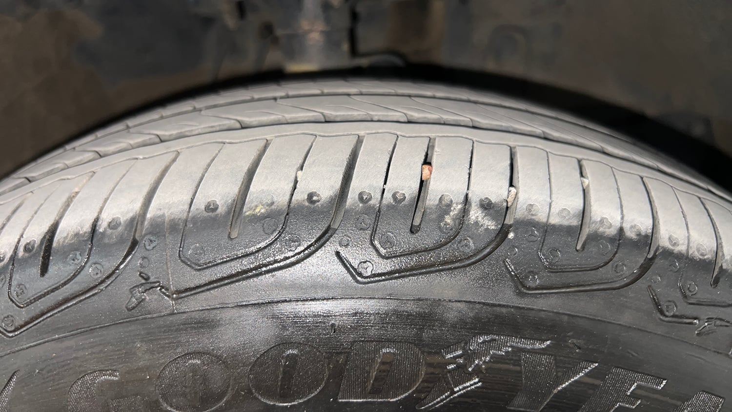 Used 2022 Honda City V Petrol Petrol Manual tyres RIGHT FRONT TYRE TREAD VIEW
