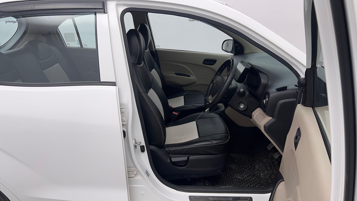 Used 2022 Hyundai Santro Era Executive Petrol Manual interior RIGHT SIDE FRONT DOOR CABIN VIEW