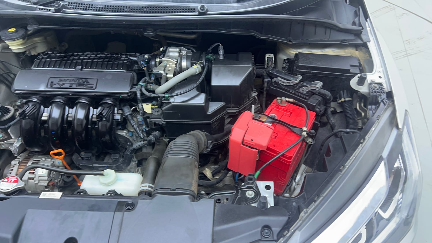 Used 2017 Honda City VX CVT Petrol Petrol Automatic engine ENGINE LEFT SIDE VIEW