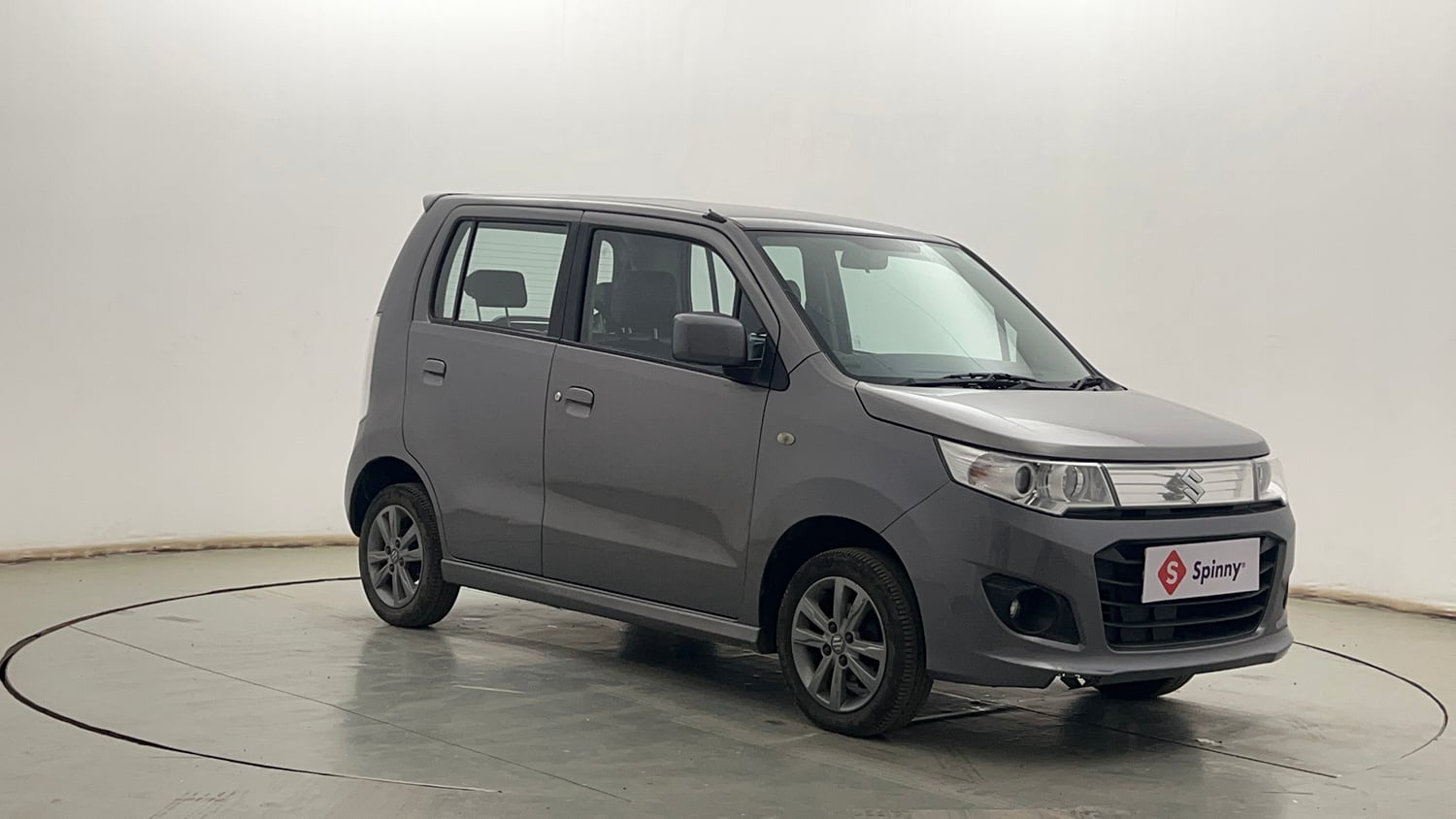 Used 2013 Maruti Suzuki Wagon R Stingray VXi Petrol Manual exterior RIGHT FRONT CORNER VIEW