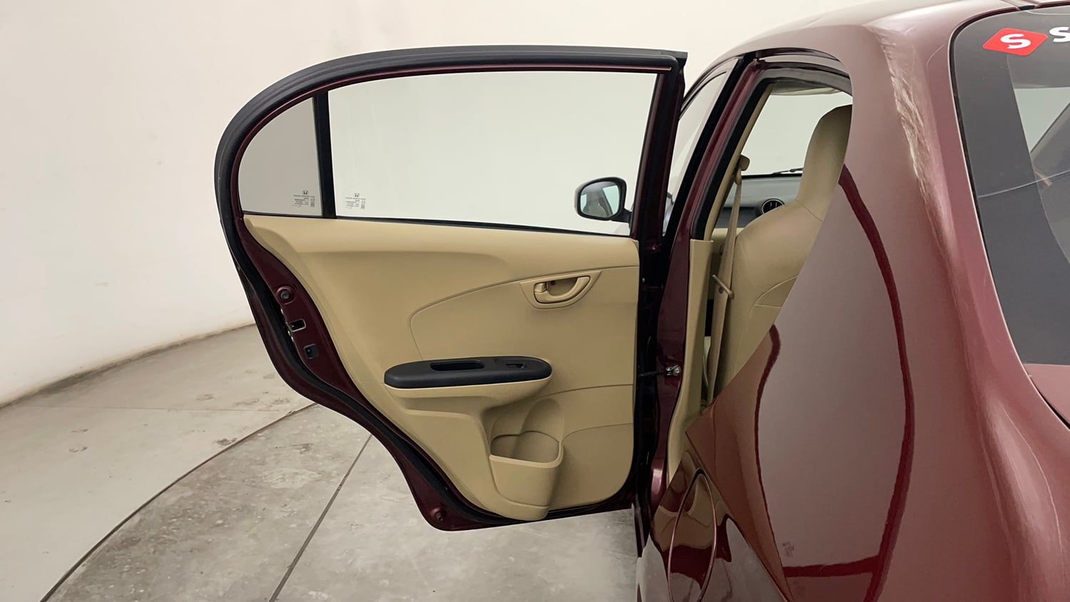 Used 2016 Honda Amaze 1.2 S AT i-VTEC Petrol Automatic interior LEFT REAR DOOR OPEN VIEW
