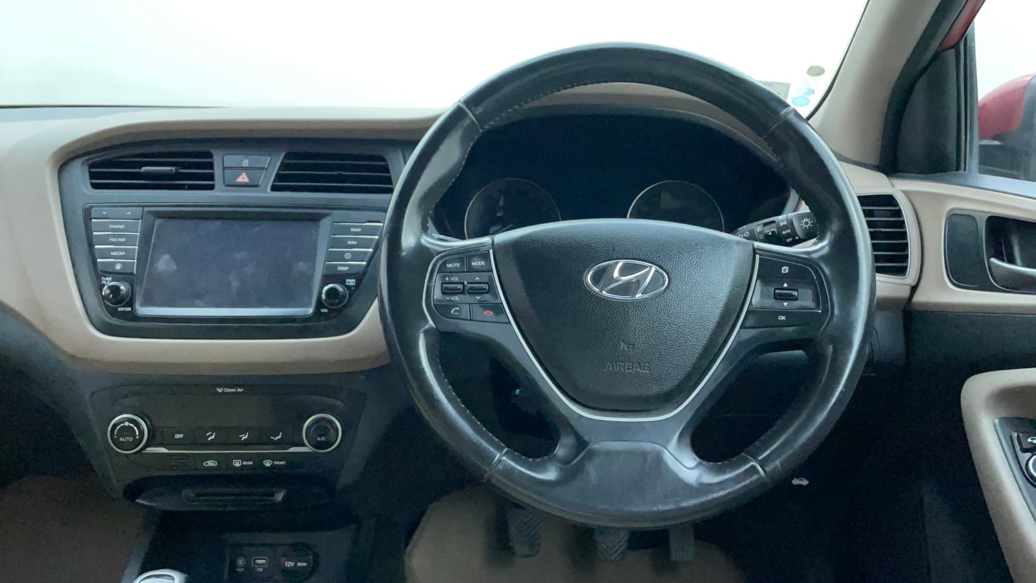 Used 2015 Hyundai Elite i20 Asta 1.2 Petrol Manual interior STEERING VIEW