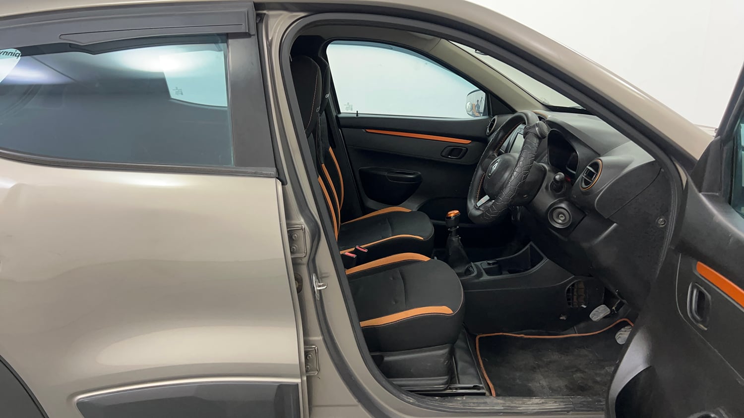 Used 2017 Renault Kwid CLIMBER 1.0 Petrol Manual interior RIGHT SIDE FRONT DOOR CABIN VIEW