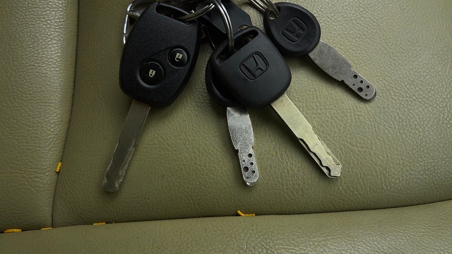 Used 2016 Honda Amaze 1.2 S i-VTEC Petrol Manual extra CAR KEY VIEW