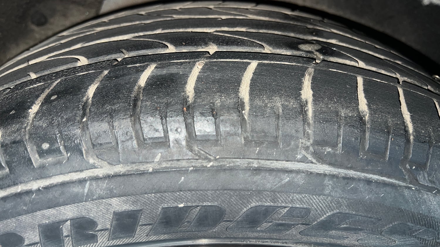 Used 2019 Hyundai Creta SX 1.6 AT Petrol Petrol Automatic tyres RIGHT REAR TYRE TREAD VIEW