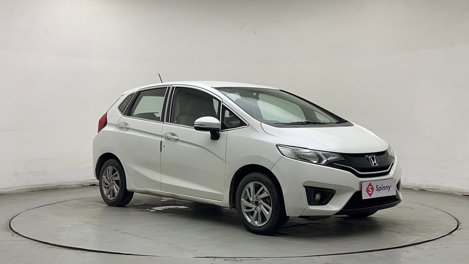 Used 2019 Honda Jazz VX CVT Petrol Petrol Automatic exterior RIGHT FRONT CORNER VIEW
