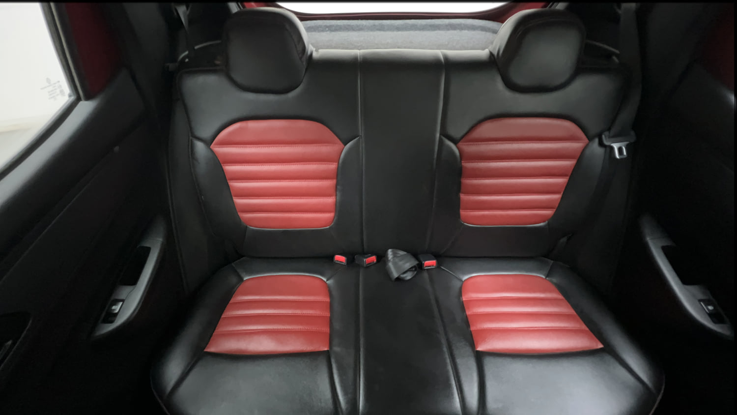 Used 2022 Renault Kwid RXT 1.0 AMT Petrol Automatic interior REAR SEAT CONDITION VIEW