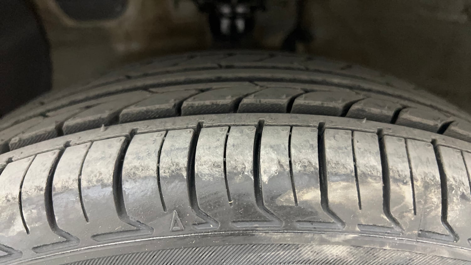 Used 2016 Hyundai Grand i10 Asta 1.2 Kappa VTVT (O) Petrol Manual tyres LEFT FRONT TYRE TREAD VIEW