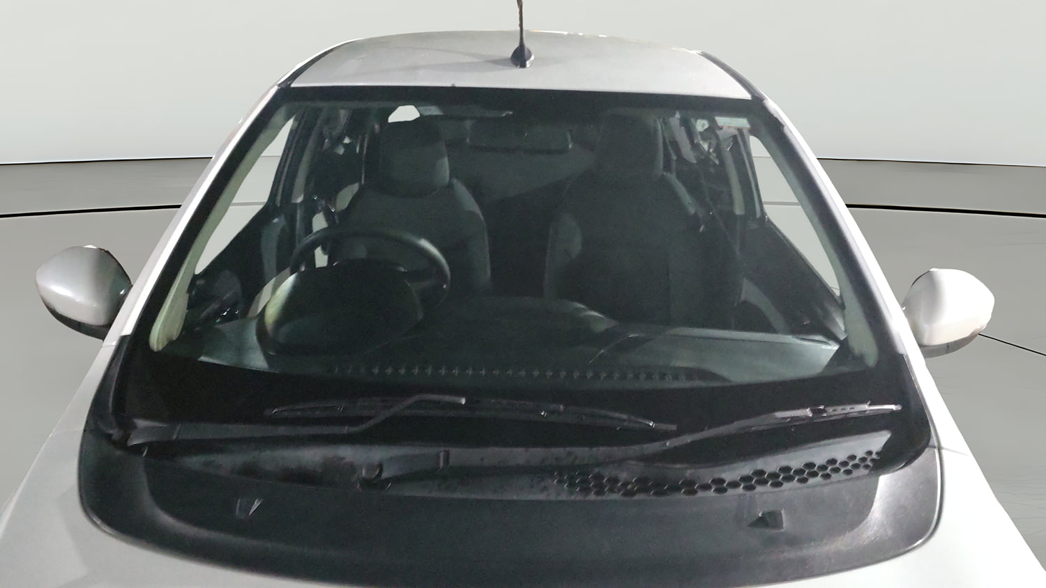 Used 2018 Tata Tiago Revotorq XZ Diesel Manual exterior FRONT WINDSHIELD VIEW