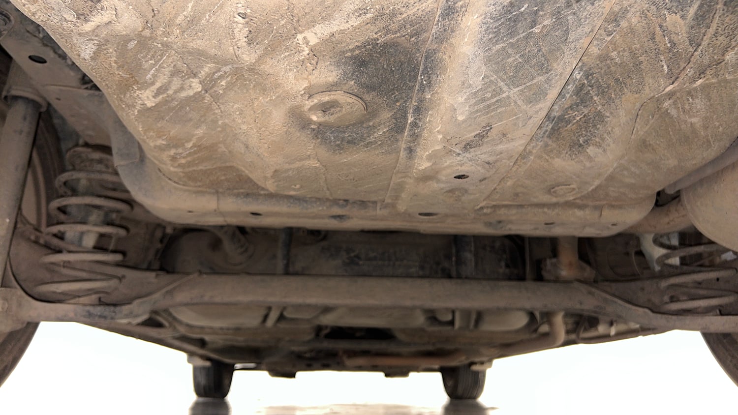 Used 2016 Honda City V Petrol Manual extra REAR UNDERBODY VIEW (TAKEN FROM REAR)