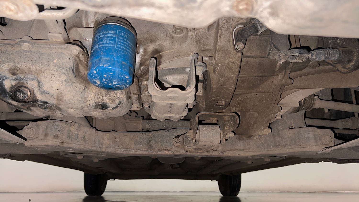 Used 2019 Hyundai Grand i10 Sportz 1.2 Kappa VTVT Petrol Manual extra FRONT LEFT UNDERBODY VIEW