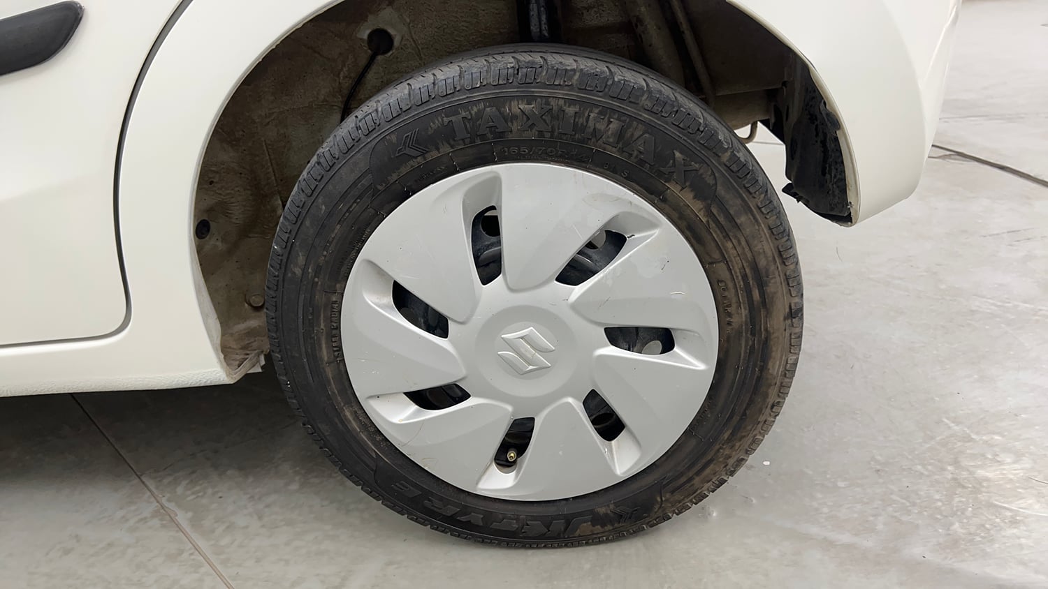 Used 2016 Maruti Suzuki Celerio ZXi AMT Petrol Automatic tyres LEFT REAR TYRE RIM VIEW