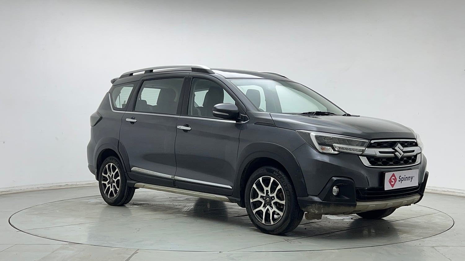 Used 2023 Maruti Suzuki XL6 Zeta MT Petrol Petrol Manual exterior RIGHT FRONT CORNER VIEW