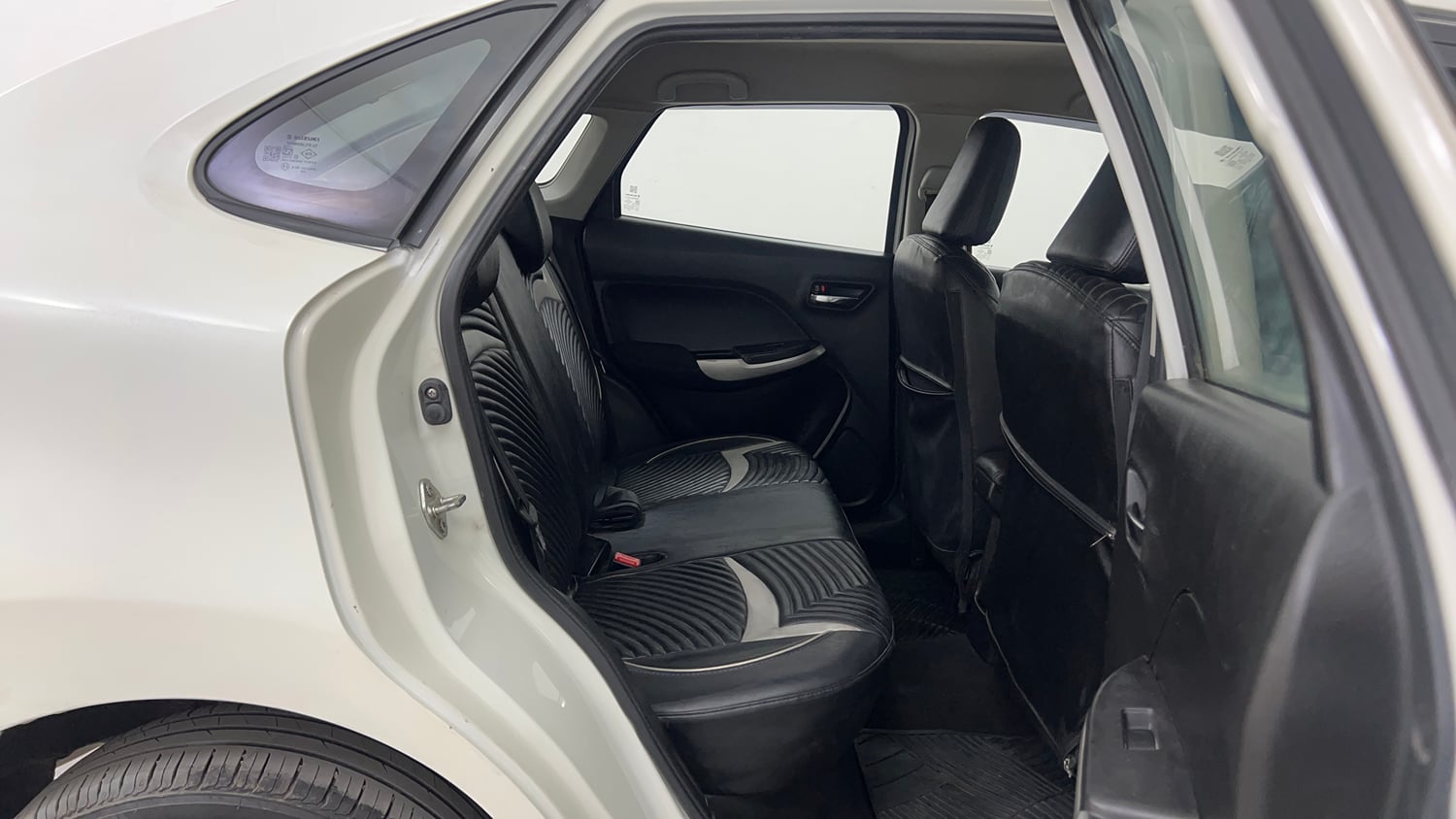 Used 2017 Maruti Suzuki Baleno Delta 1.2 Petrol Manual interior RIGHT SIDE REAR DOOR CABIN VIEW