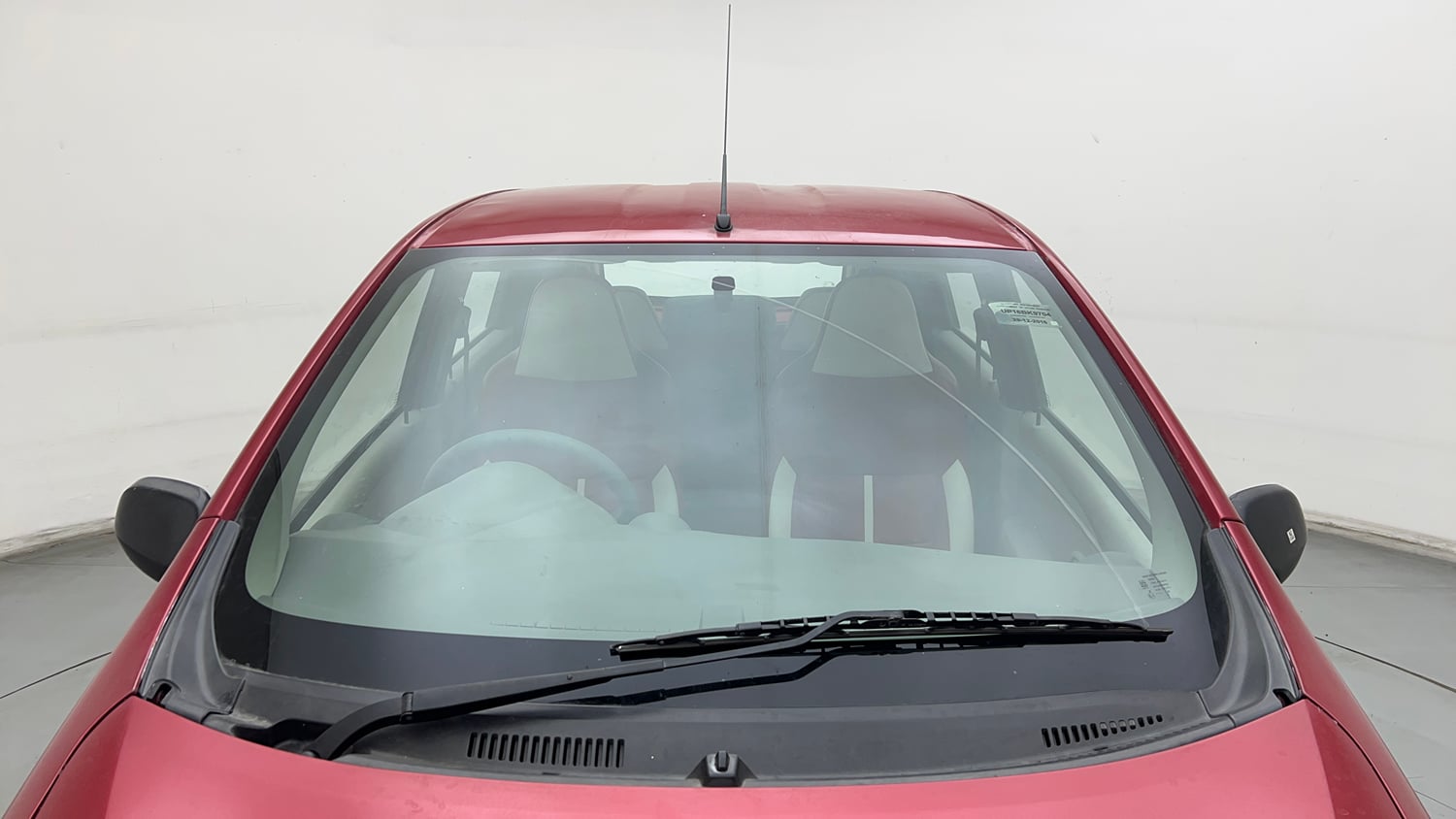Used 2016 Datsun Redi-GO T (O) Petrol Manual exterior FRONT WINDSHIELD VIEW