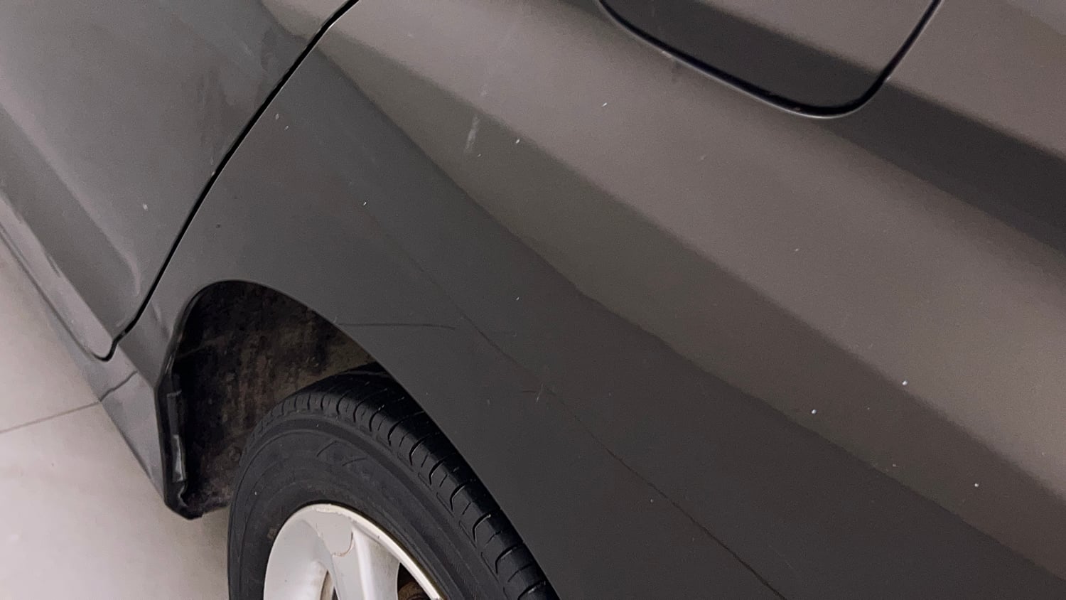 Used 2016 Honda City V Petrol Manual dents MINOR SCRATCH
