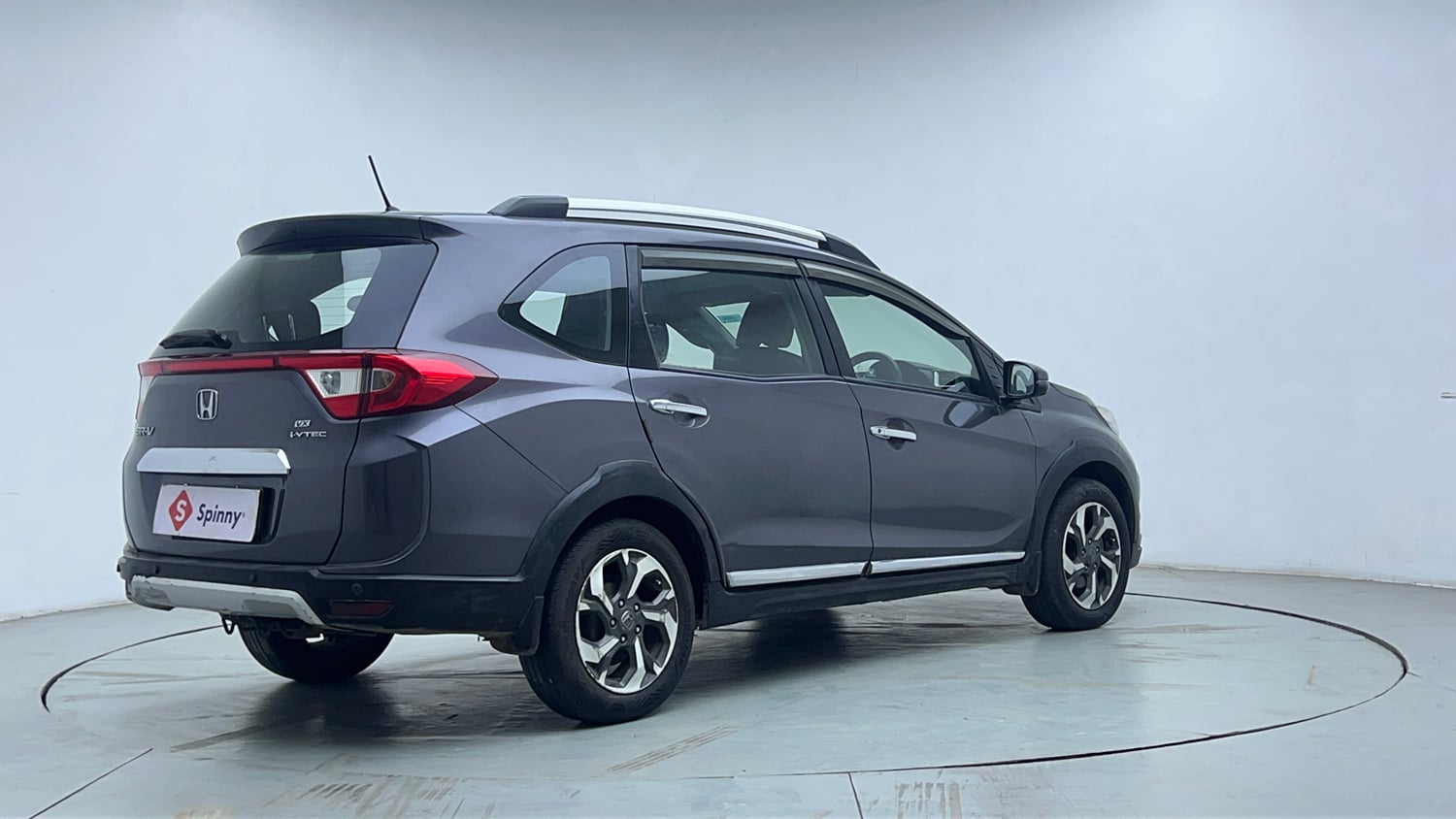 Used 2017 Honda BR-V VX Petrol Petrol Manual exterior RIGHT REAR CORNER VIEW