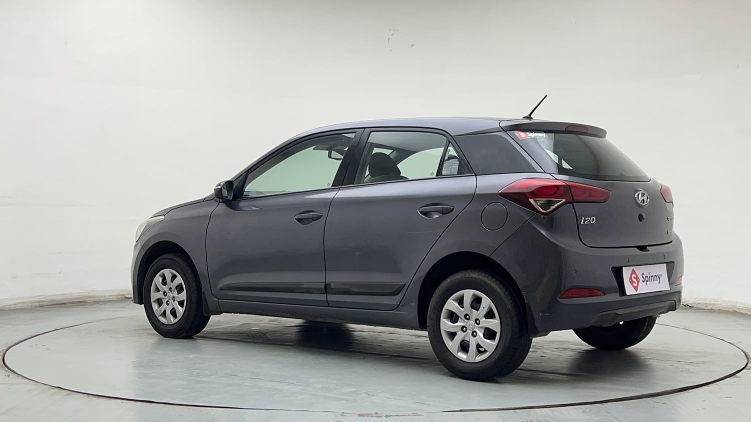 Used 2016 Hyundai Elite i20 Sportz 1.2 Petrol Manual exterior LEFT REAR CORNER VIEW