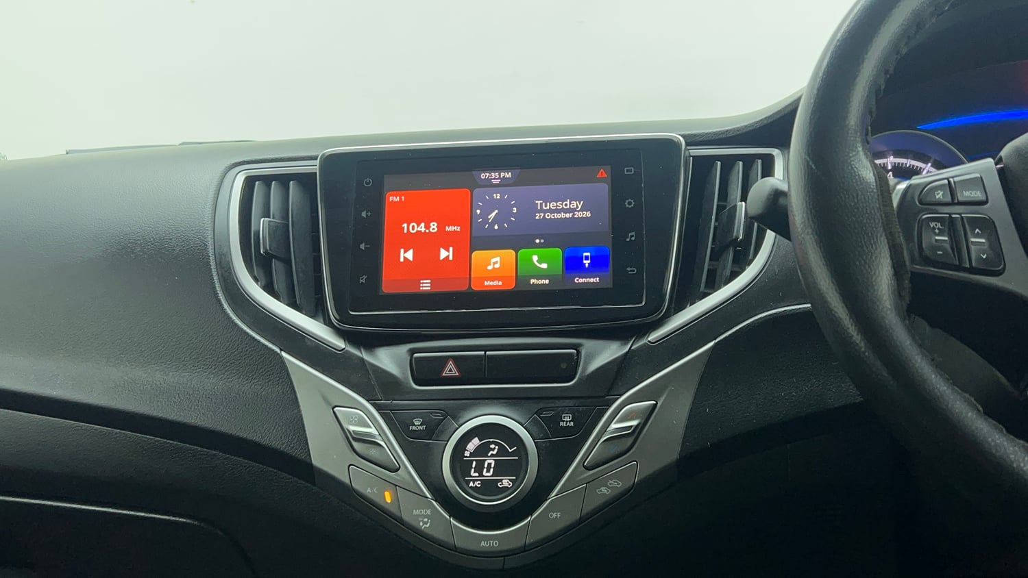 Used 2019 Toyota Glanza G Petrol Manual top_features Integrated (in-dash) music system