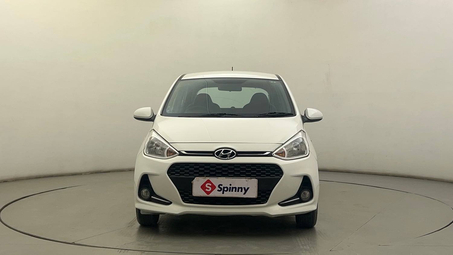 Used 2017 Hyundai Grand i10 Magna AT 1.2 Kappa VTVT Petrol Automatic exterior FRONT VIEW