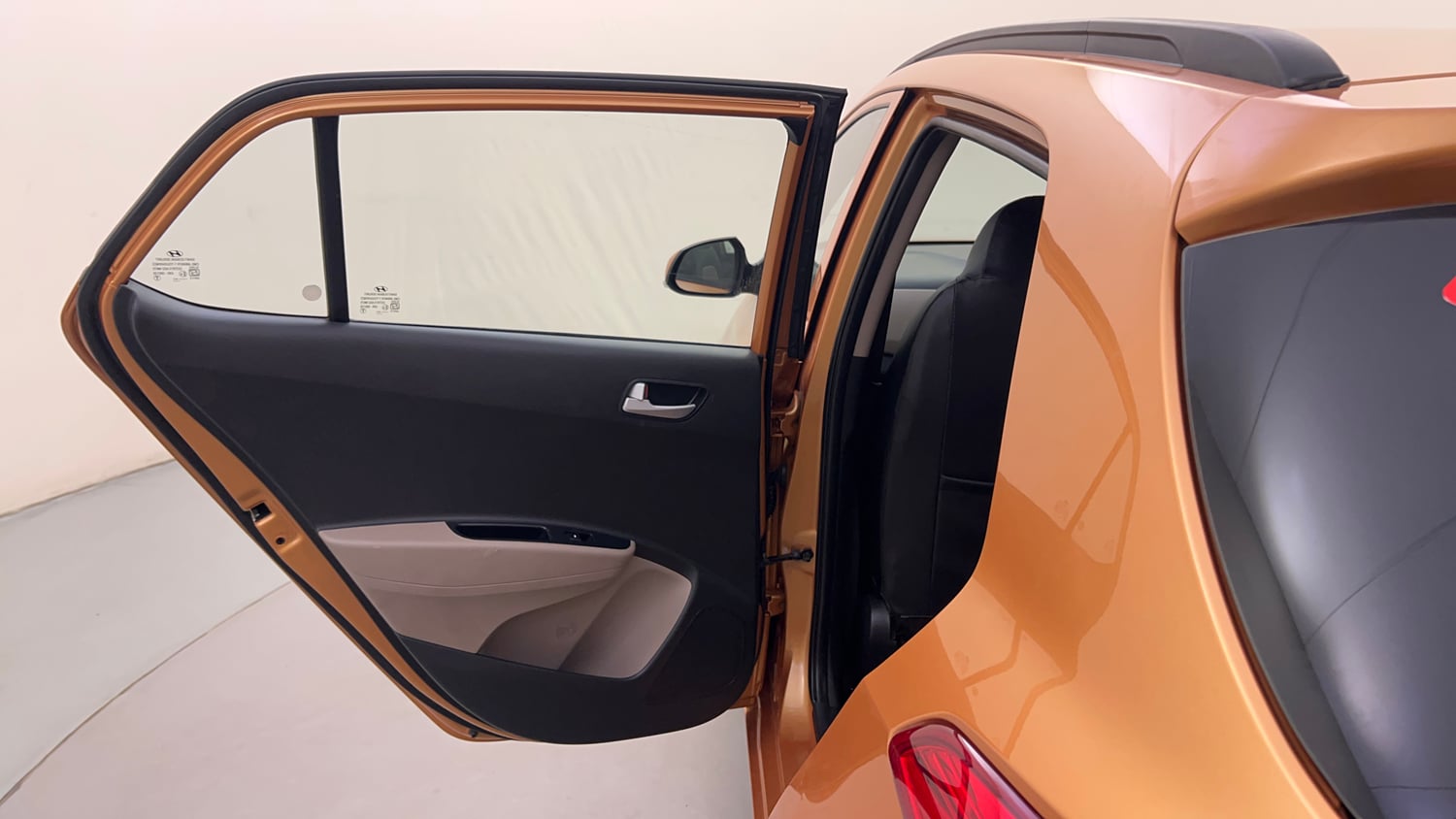 Used 2017 Hyundai Grand i10 Sportz (O) 1.2 Kappa VTVT Petrol Manual interior LEFT REAR DOOR OPEN VIEW
