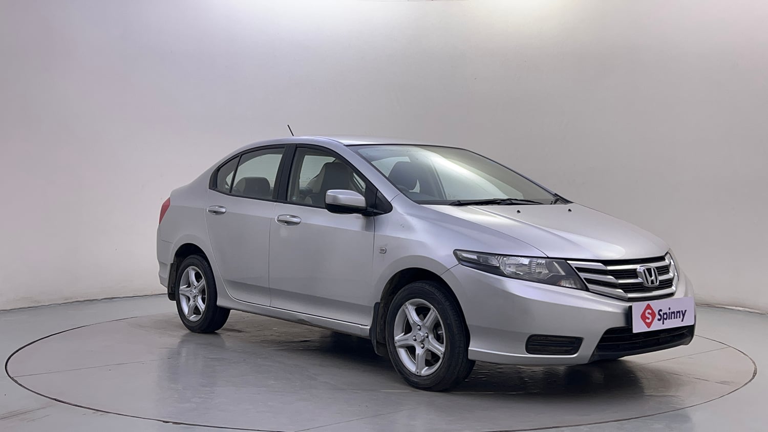 Used 2012 Honda City 1.5 E MT Petrol Manual exterior RIGHT FRONT CORNER VIEW